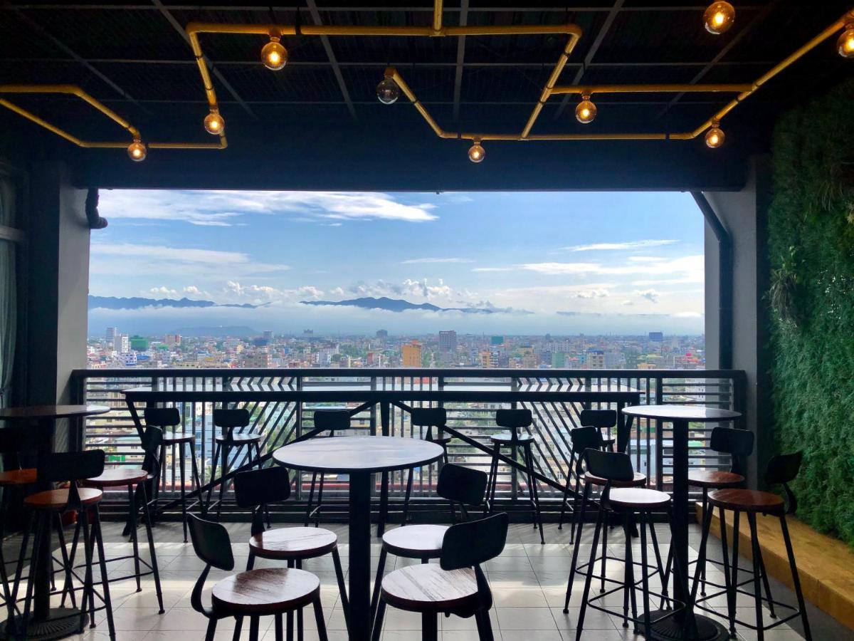 Gold Leaf Hotel Mandalay Ngoại thất bức ảnh