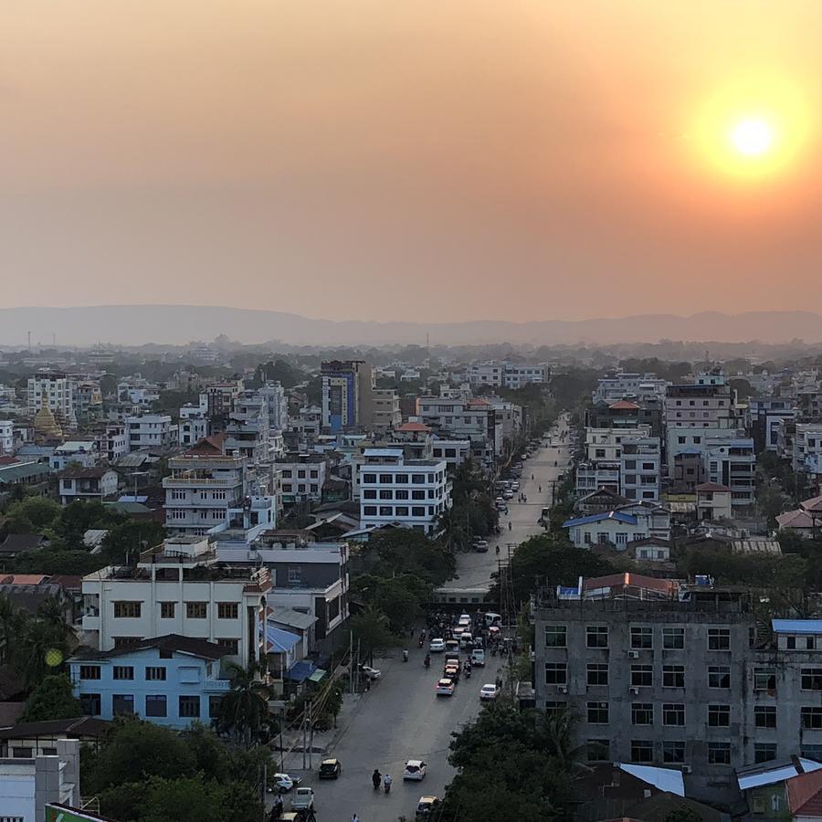 Gold Leaf Hotel Mandalay Ngoại thất bức ảnh